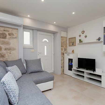 Studio Apartman "Brce" Kastela Dış mekan fotoğraf