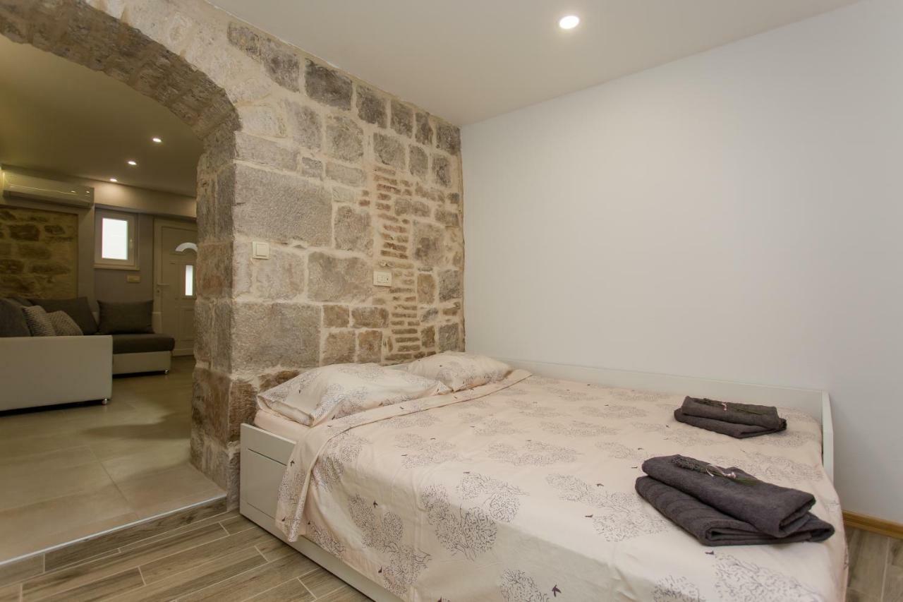 Studio Apartman "Brce" Kastela Dış mekan fotoğraf