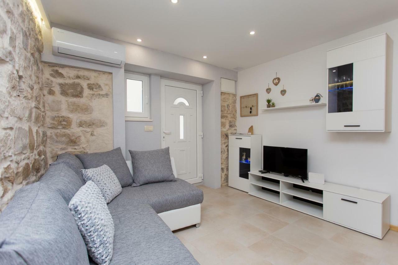 Studio Apartman "Brce" Kastela Dış mekan fotoğraf